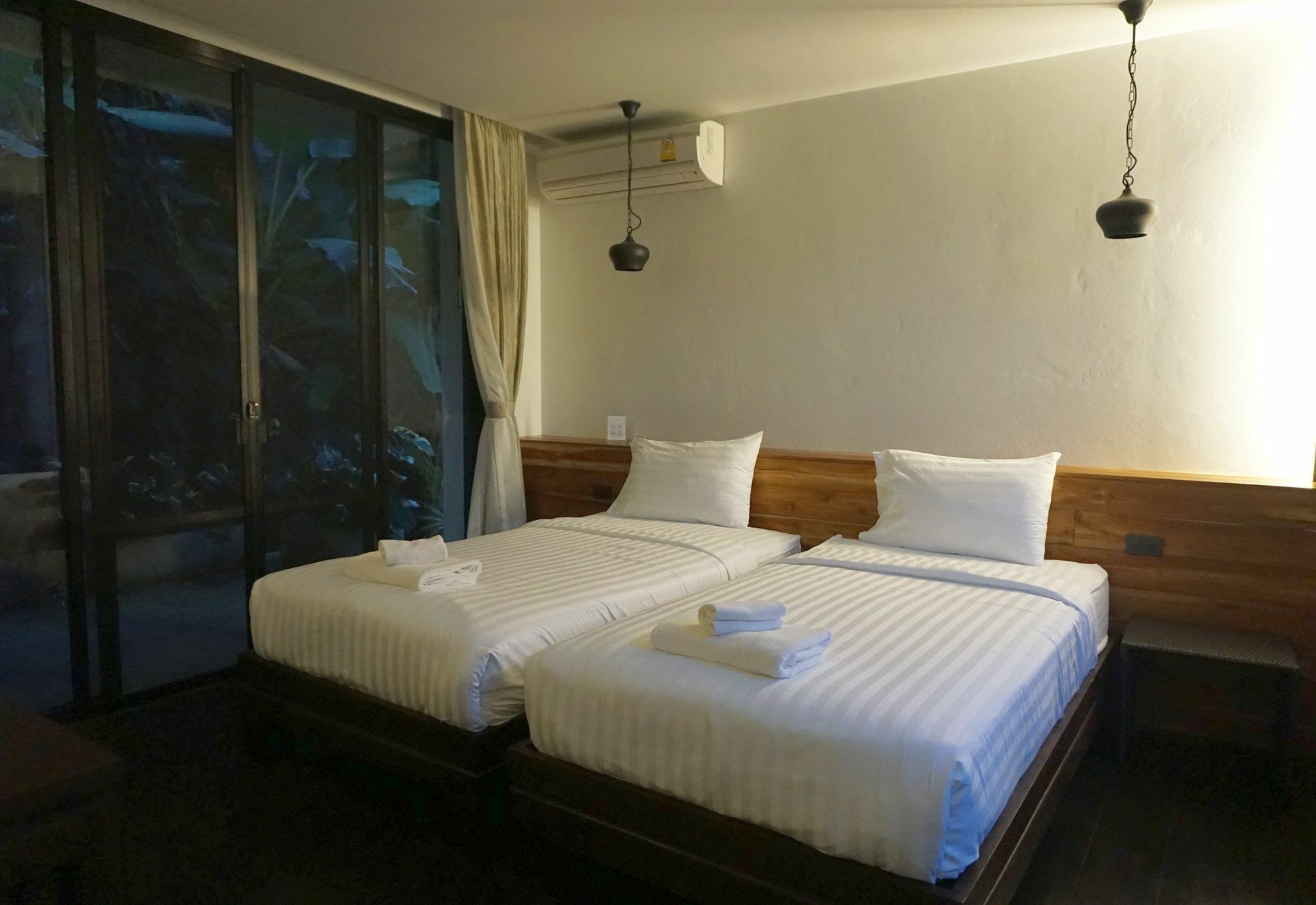 Villa De View Чианг Дао Екстериор снимка